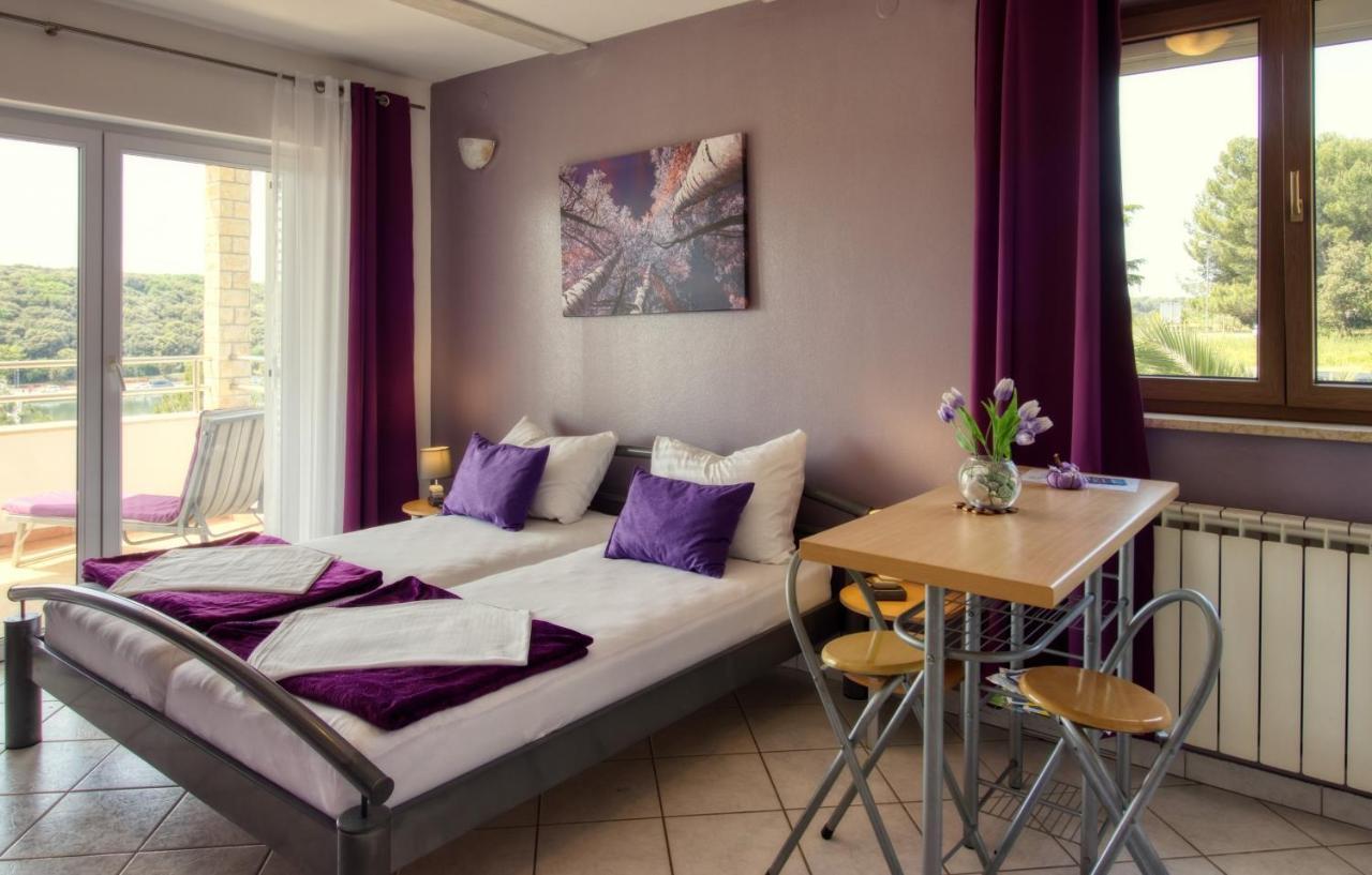 Ferienwohnung Apartman Studio Pula Exterior foto
