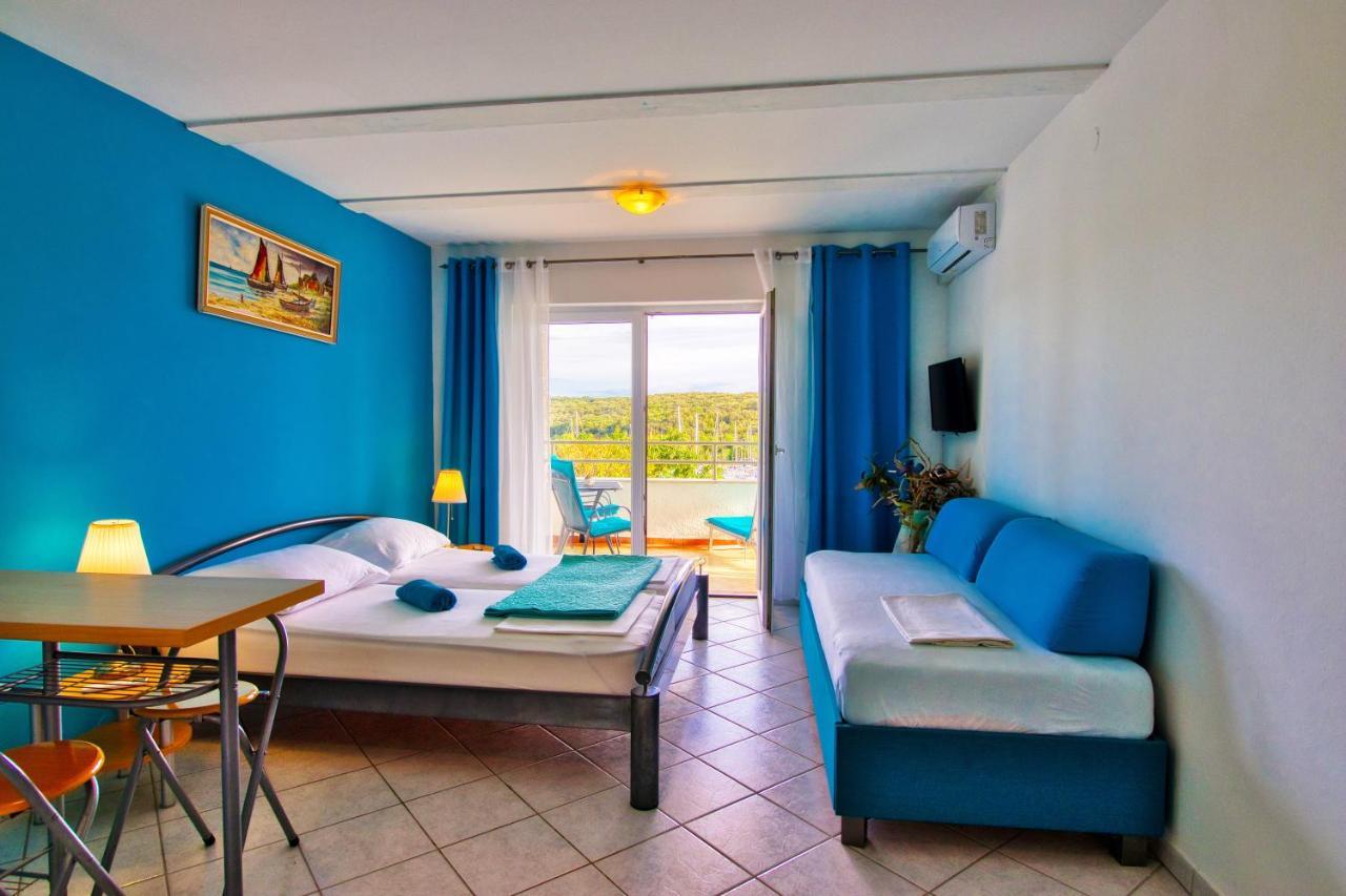 Ferienwohnung Apartman Studio Pula Exterior foto