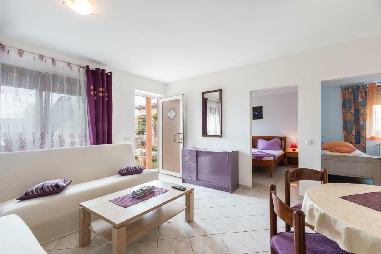Ferienwohnung Apartman Studio Pula Exterior foto