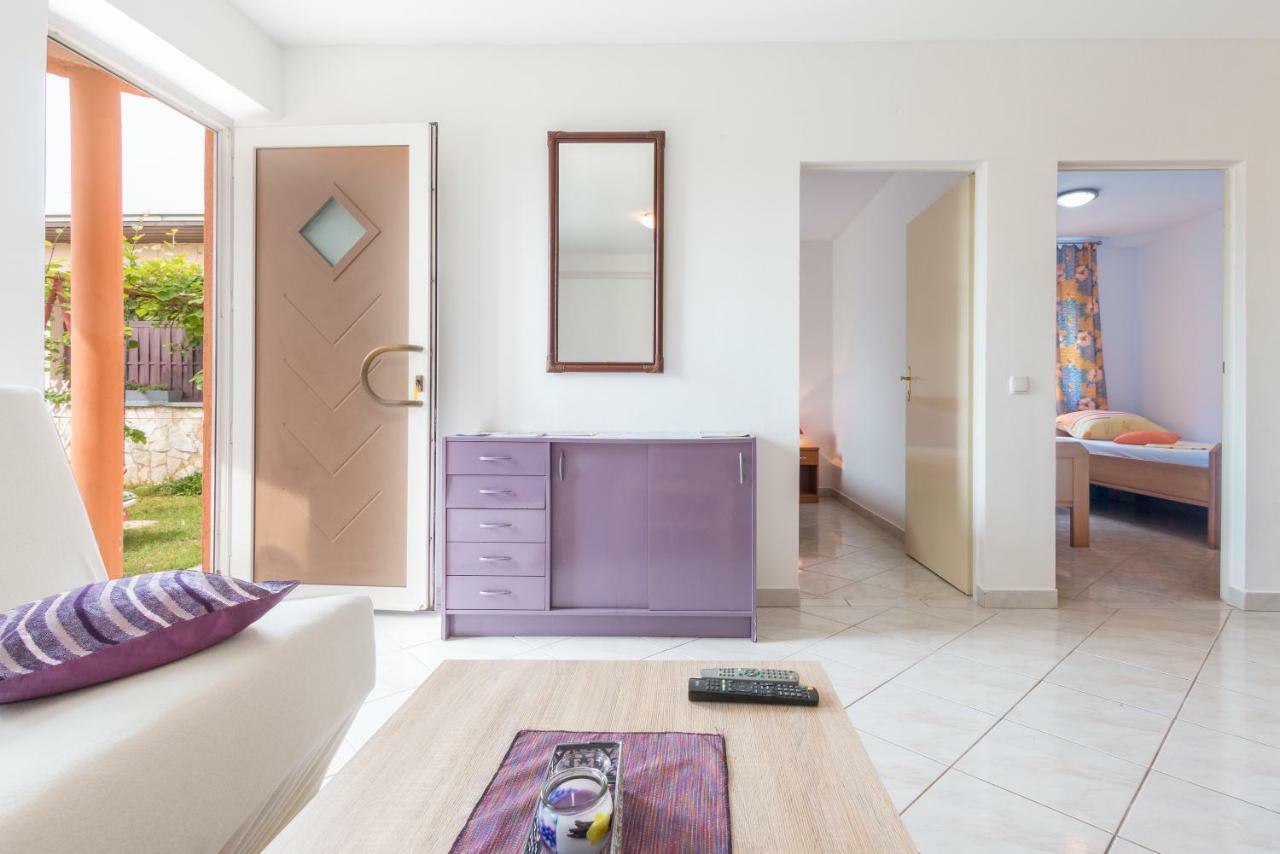 Ferienwohnung Apartman Studio Pula Exterior foto